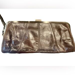 🔥🤎Gorgeous Kenneth Cole vintage leather clutch handbag.  Deep chocolate. MINT!